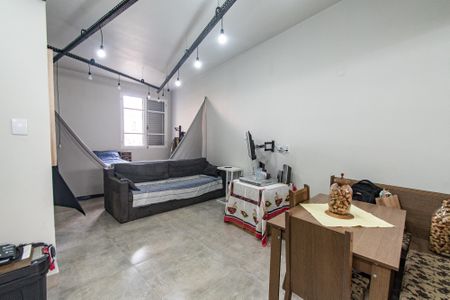 Studio à venda com 48m², 1 quarto e sem vaga Studio à venda com 48m², 1 quarto e sem vagaStudio