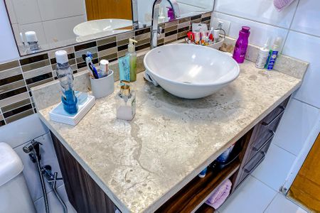 Casa à venda com 150m², 3 quartos e 1 vagaBanheiro