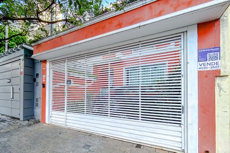 Casa à venda com 150m², 3 quartos e 1 vagaFachada - Plaquinha