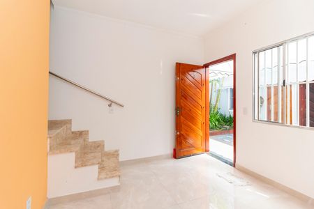 Casa de condomínio para alugar com 90m², 2 quartos e 1 vaga Casa de condomínio para alugar com 90m², 2 quartos e 1 vagaSala