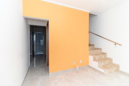 Casa de condomínio para alugar com 90m², 2 quartos e 1 vaga Casa de condomínio para alugar com 90m², 2 quartos e 1 vagaSala