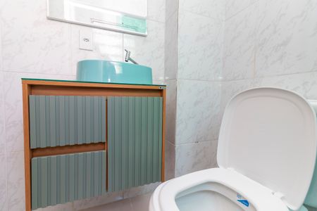 Casa de condomínio para alugar com 90m², 2 quartos e 1 vaga Casa de condomínio para alugar com 90m², 2 quartos e 1 vagaBanheiro