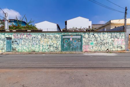 Casa de condomínio para alugar com 90m², 2 quartos e 1 vaga Casa de condomínio para alugar com 90m², 2 quartos e 1 vagaFachada