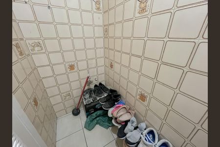 Apartamento à venda com 105m², 3 quartos e 1 vaga Apartamento à venda com 105m², 3 quartos e 1 vagaBanheiro de serviço