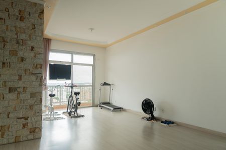 Apartamento à venda com 105m², 3 quartos e 1 vaga Apartamento à venda com 105m², 3 quartos e 1 vagaSala