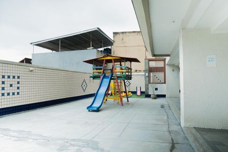 Apartamento à venda com 105m², 3 quartos e 1 vaga Apartamento à venda com 105m², 3 quartos e 1 vagaÁrea comum - Playground