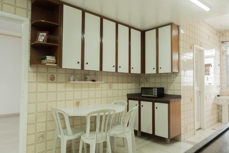Apartamento à venda com 105m², 3 quartos e 1 vaga Apartamento à venda com 105m², 3 quartos e 1 vagaCozinha