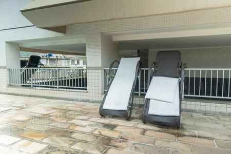 Apartamento à venda com 105m², 3 quartos e 1 vaga Apartamento à venda com 105m², 3 quartos e 1 vagaÁrea comum - Piscina