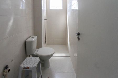Apartamento para alugar com 47m², 2 quartos e 1 vaga Apartamento para alugar com 47m², 2 quartos e 1 vagaBanheiro