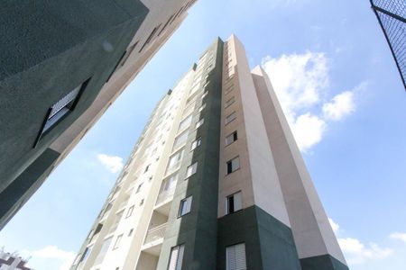 Apartamento para alugar com 47m², 2 quartos e 1 vaga Apartamento para alugar com 47m², 2 quartos e 1 vagaFachada