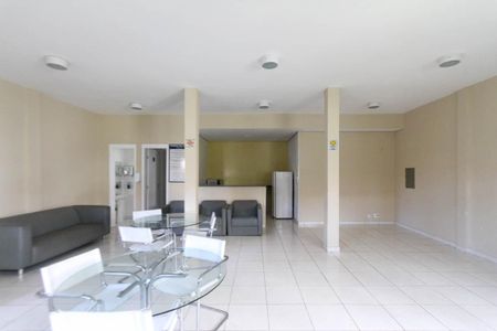 Apartamento para alugar com 47m², 2 quartos e 1 vaga Apartamento para alugar com 47m², 2 quartos e 1 vagaÁrea comum - Salão de festas