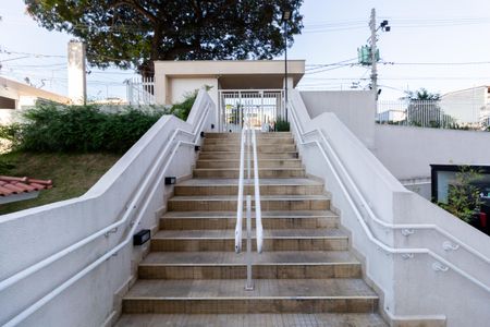 Apartamento à venda com 32m², 1 quarto e sem vagaÁrea Comum - Escada 