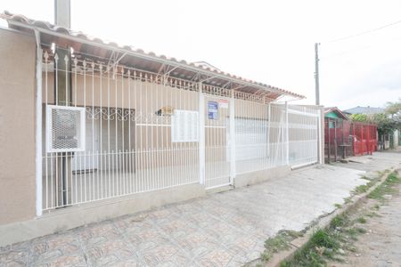 Casa à venda com 165m², 3 quartos e 1 vaga Casa à venda com 165m², 3 quartos e 1 vagaFachada da casa