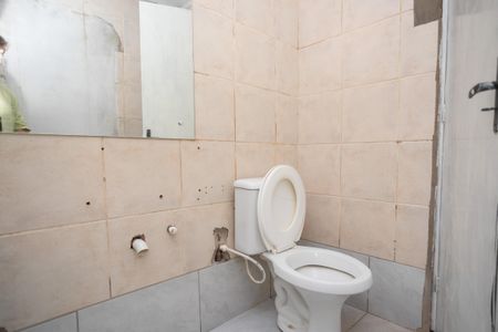 Casa à venda com 165m², 3 quartos e 1 vaga Casa à venda com 165m², 3 quartos e 1 vagaBanheiro 2