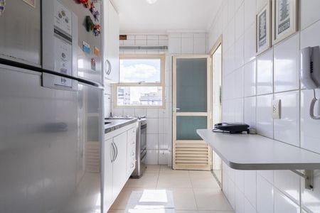 Apartamento à venda com 58m², 2 quartos e 1 vagaCozinha