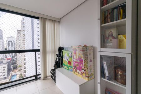 Apartamento à venda com 58m², 2 quartos e 1 vagaVaranda