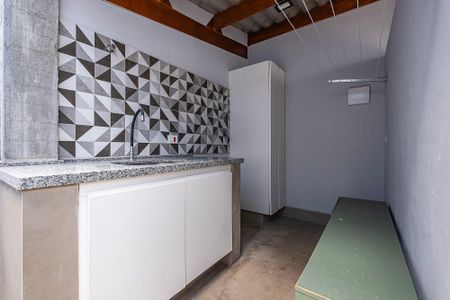 Casa à venda com 181m², 3 quartos e 2 vagasQuintal - Lavanderia