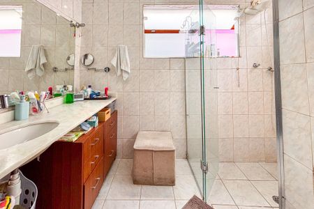 Casa à venda com 181m², 2 quartos e 1 vaga Casa à venda com 181m², 2 quartos e 1 vagaBanheiro da Suíte