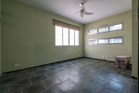 Casa à venda com 181m², 3 quartos e 2 vagasGaragem