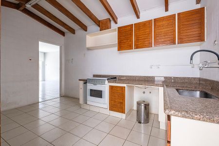 Casa à venda com 181m², 3 quartos e 2 vagasCozinha