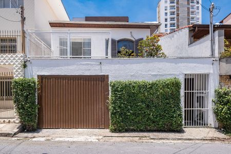 Casa à venda com 181m², 3 quartos e 2 vagasFachada