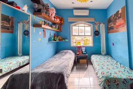 Casa à venda com 181m², 2 quartos e 1 vaga Casa à venda com 181m², 2 quartos e 1 vagaQuarto