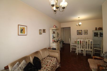 Apartamento à venda com 86m², 2 quartos e 1 vagaSala