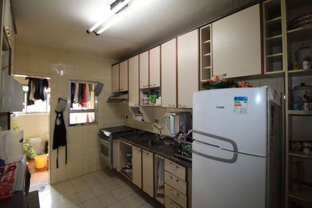 Apartamento à venda com 86m², 2 quartos e 1 vagaCozinha