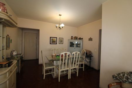 Apartamento à venda com 86m², 2 quartos e 1 vagaSala