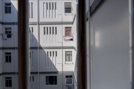Apartamento à venda com 38m², 2 quartos e 1 vaga Apartamento à venda com 38m², 2 quartos e 1 vagaSala vista