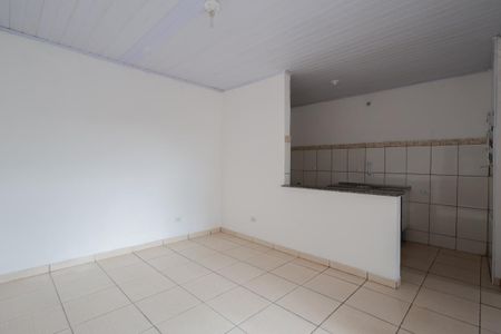 Casa de condomínio para alugar com 65m², 2 quartos e sem vagaSala