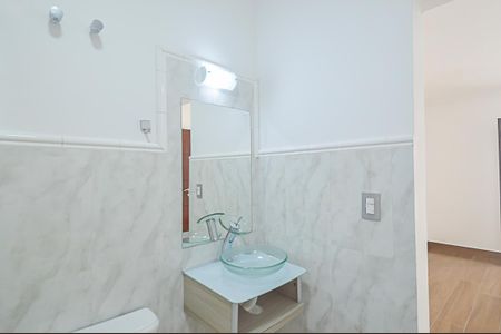 Casa à venda com 370m², 3 quartos e 5 vagas Casa à venda com 370m², 3 quartos e 5 vagasBanheiro da Suíte 2