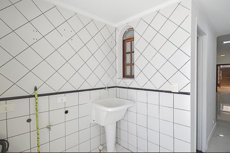 Casa à venda com 370m², 3 quartos e 5 vagas Casa à venda com 370m², 3 quartos e 5 vagasÁrea de Serviço