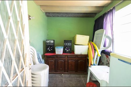 Casa à venda com 400m², 3 quartos e 1 vaga Casa à venda com 400m², 3 quartos e 1 vagaQuarto de Serviço