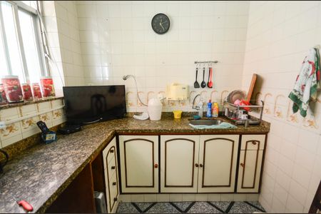 Casa à venda com 400m², 3 quartos e 1 vaga Casa à venda com 400m², 3 quartos e 1 vagaCozinha