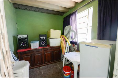 Casa à venda com 400m², 3 quartos e 1 vaga Casa à venda com 400m², 3 quartos e 1 vagaQuarto de Serviço