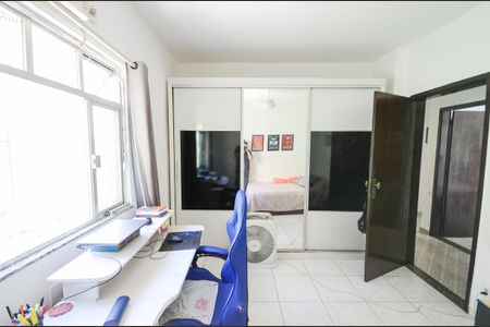 Casa à venda com 400m², 3 quartos e 1 vaga Casa à venda com 400m², 3 quartos e 1 vagaQuarto 2