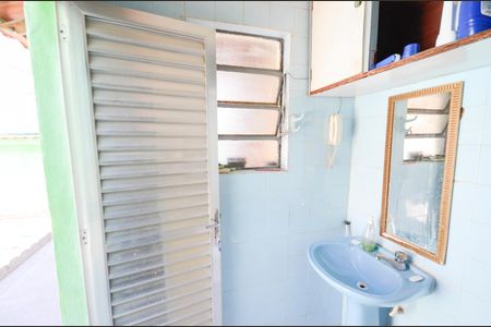 Casa à venda com 400m², 3 quartos e 1 vaga Casa à venda com 400m², 3 quartos e 1 vagaBanheiro de Serviço