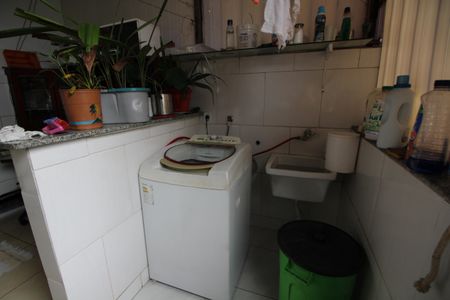 Casa para alugar com 400m², 9 quartos e 1 vagaÁrea de Serviço 2