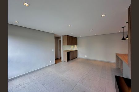 Apartamento para alugar com 69m², 2 quartos e 1 vaga Apartamento para alugar com 69m², 2 quartos e 1 vagaSala