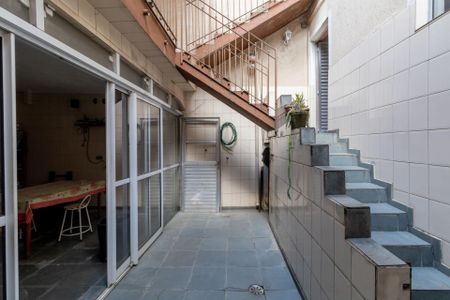 Casa à venda com 190m², 3 quartos e 4 vagasQuintal