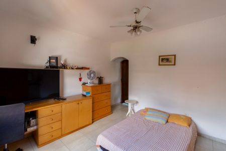 Casa à venda com 190m², 3 quartos e 4 vagasQuarto 1