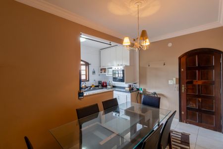 Casa à venda com 190m², 3 quartos e 4 vagasCopa