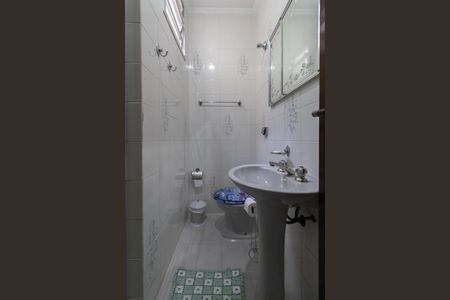 Casa à venda com 98m², 2 quartos e 2 vagasBanheiro