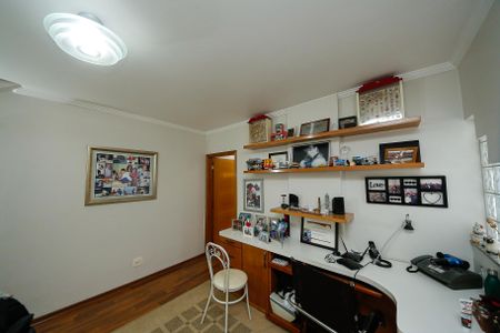 Casa para alugar com 337m², 8 quartos e 3 vagas Casa para alugar com 337m², 8 quartos e 3 vagascasa 2 -Corredor