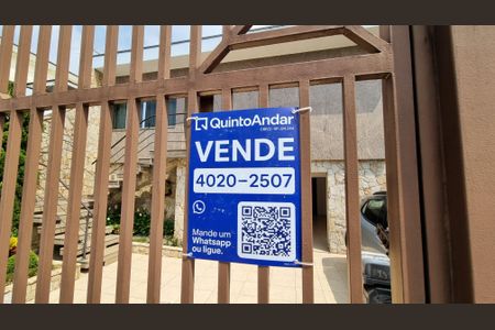 Casa para alugar com 337m², 8 quartos e 3 vagas Casa para alugar com 337m², 8 quartos e 3 vagasPlaca