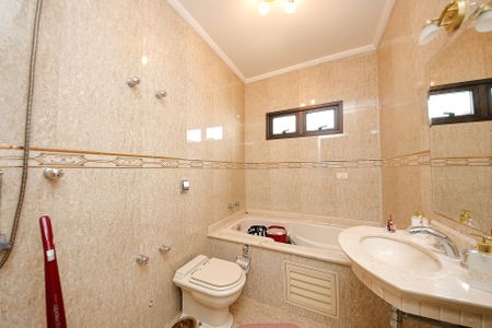 Casa para alugar com 337m², 8 quartos e 3 vagas Casa para alugar com 337m², 8 quartos e 3 vagasBanheiro