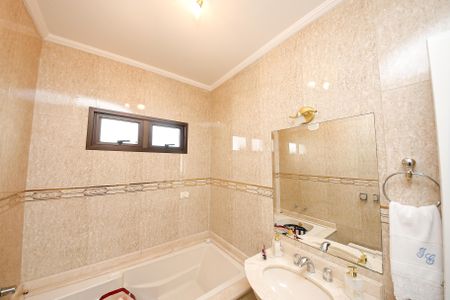 Casa para alugar com 337m², 8 quartos e 3 vagas Casa para alugar com 337m², 8 quartos e 3 vagasBanheiro