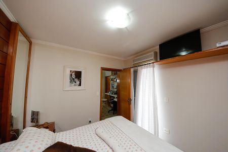 Casa para alugar com 337m², 8 quartos e 3 vagas Casa para alugar com 337m², 8 quartos e 3 vagascasa 2 -Suíte