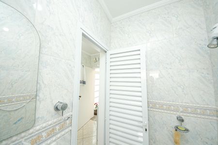 Casa para alugar com 337m², 8 quartos e 3 vagas Casa para alugar com 337m², 8 quartos e 3 vagasBanheiro 2